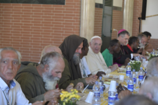 8-Almoço do Santo Padre na Missão Esperança e Caridade  (Frei Biagio Conte)