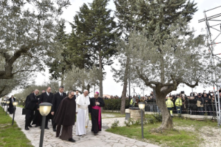 6-Visita pastoral a Pietrelcina: Encuentro con los fieles
