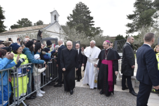 8-Visita pastoral a Pietrelcina: Encuentro con los fieles