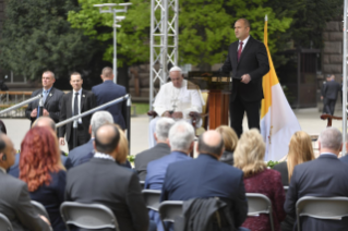 4-Voyage apostolique en Bulgarie : Rencontre avec les autorités, la societé civile et les membres du corps diplomatique