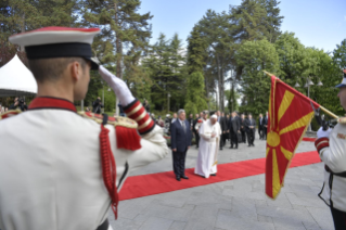 9-Viaje apostólico a Macedonia del Norte: Encuentro con las autoridades, la sociedad civil y el Cuerpo Diplomático