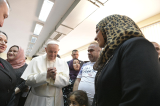 7-Viaggio Apostolico in Bulgaria: Visita del Santo Padre al Centro Profughi “Vrazhdebna”