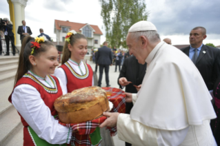 1-Apostolische Reise nach Bulgarien: Begegnung mit der katholischen Gemeinschaft