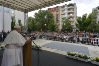 11-Viaje apostólico a Macedonia del Norte: Encuentro ecuménico e interreligioso con los jóvenes