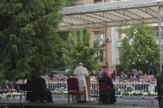 13-Apostolische Reise nach Nordmazedonien: Ökumenisches und interreligiöses Treffen mit Jugendlichen