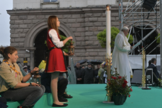 13-Apostolic Journey to Bulgaria: Prayer for Peace presided at by the Holy Father in the presence of Leaders of the various Religious Confessions in Bulgaria 