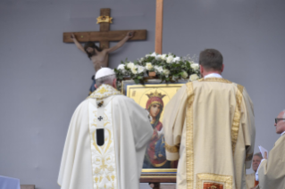 3-Apostolic Journey to Bulgaria: Holy Mass