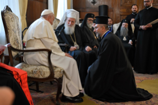 5-Voyage apostolique en Bulgarie : Visite au patriarche et aux membres du Saint-Synode