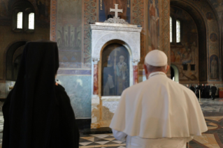 15-Apostolische Reise nach Bulgarien: Besuch beim Patriarchen und beim Heiligen Synod 