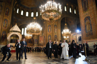 19-Viagem Apost&#xf3;lica &#xe0; Bulg&#xe1;ria: Visita ao Patriarca e ao Santo S&#xed;nodo