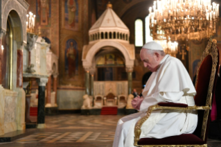 12-Apostolische Reise nach Bulgarien: Besuch beim Patriarchen und beim Heiligen Synod 