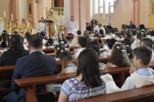 9-Viaggio Apostolico in Bulgaria: Santa Messa con le prime Comunioni  