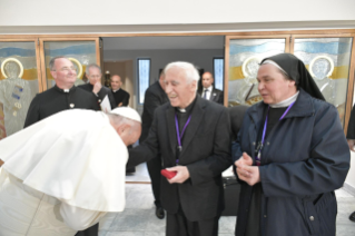 2-Viagem Apost&#xf3;lica &#xe0; Maced&#xf4;nia do Norte: Encontro com os sacerdotes e seus familiares e religiosos 