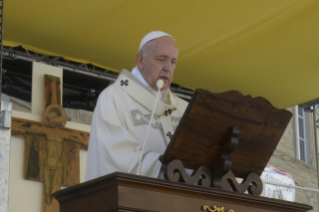 1-Visita à Diocese de Camerino-Sanseverino Marche atingida pelo terremoto: Celebração da Santa Missa 