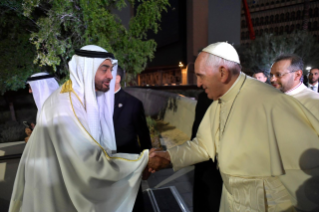 3-Apostolische Reise in die Vereinigten Arabischen Emirate: Interreligiöse Begegnung im Founder&#x2019;s Memorial
