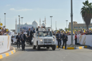 7-Apostolische Reise in die Vereinigten Arabische Emirate: Heilige Messe