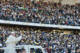 8-Apostolic Journey to the United Arab Emirates: Holy Mass in the Zayed Sports City