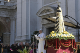 10-Visita a Loreto: Encuentro con los fieles