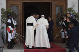 3-Voyage apostolique à Madagascar : Rencontre avec les autorités, la société civile et le corps diplomatique