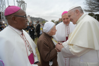 2-Viaggio Apostolico in Madagascar: Incontro con i Sacerdoti, Religiosi/e, Consacrati e Seminaristi 