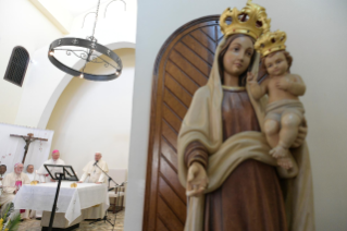 23-Viaggio Apostolico in Madagascar: Ora Media nel Monastero delle Carmelitane Scalze  