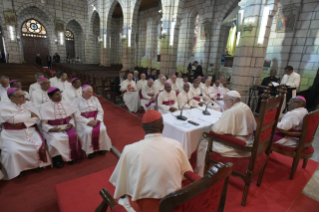 7-Viaggio Apostolico in Madagascar: Incontro con i Vescovi del Madagascar  