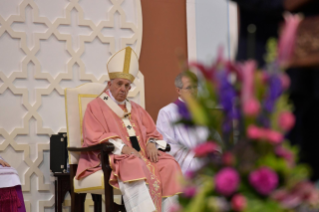 7-Apostolic Journey to Morocco: Holy Mass