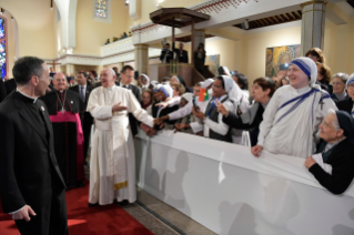 7-Viaje apost&#xf3;lico a Marruecos: Encuentro con los sacerdotes, religiosos, consagrados y el Consejo Ecum&#xe9;nico de las Iglesias