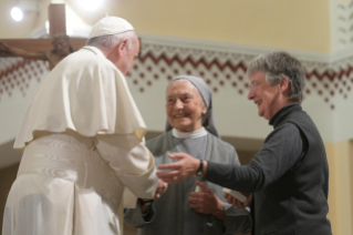 25-Viagem Apostólica ao Marrocos: Encontro com os Sacerdotes, os Religiosos, os Consagrados e o Conselho Ecumênico das Igrejas 