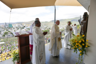 10-Viagem Apost&#xf3;lica &#xe0;s Ilhas Maur&#xed;cio: Santa Missa