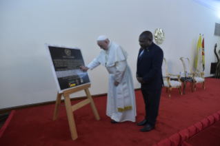 4-Apostolische Reise nach Mosambik: Begegnung mit den Vertretern der Regierung, der Zivilgesellschaft und mit dem Diplomatischen Korps