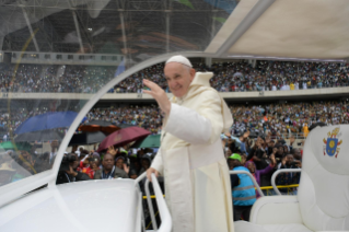 0-Apostolic Journey to Mozambique: Holy Mass  