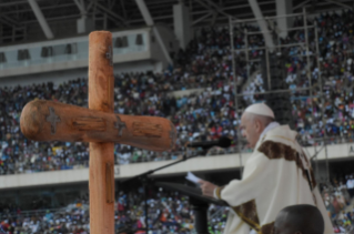 9-Viaggio Apostolico in Mozambico: Santa Messa 