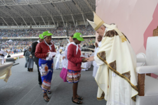 12-Viaggio Apostolico in Mozambico: Santa Messa 
