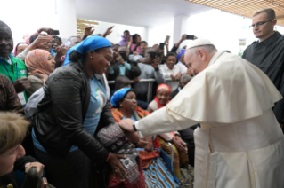 20-Viaje apost&#xf3;lico a Mozambique: Visita al Hospital de Zimpeto