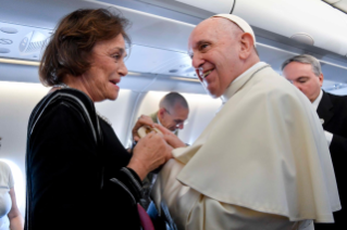 2-Viaje apost&#xf3;lico a Mozambique: Encuentro del Santo Padre con los periodistas durante el vuelo a Maputo