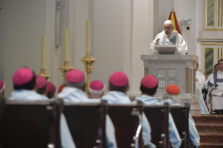 5-Viaje apostólico a Panamá: Santa Misa con sacerdotes, consagrados y movimientos laicales