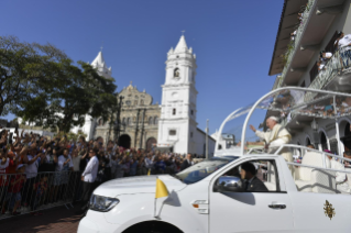 12-Viaje apostólico a Panamá: Santa Misa con sacerdotes, consagrados y movimientos laicales