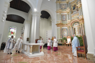 19-Viaggio Apostolico a Panama: Santa Messa con la dedicazione dell&#x2019;altare della Cattedrale Basilica di Santa Maria la Antigua con Sacerdoti, Consacrati e Movimenti Laicali