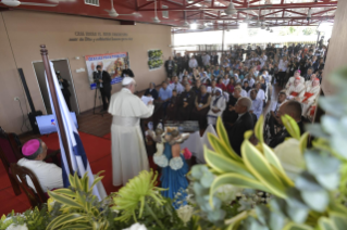 12-Viagem Apostólica ao Panamá: Visita à Casa-Família "Bom Samaritano"