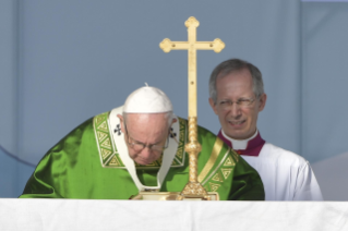 0-Apostolic Journey to Panama: Holy Mass for World Youth Day