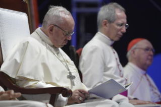7-Apostolic Journey to Panama: Via Crucis with young people at Campo Santa Maria la Antigua – Cinta Costera
