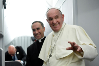 4-Apostolische Reise nach Panama: Pressekonferenz mit dem Heiligen Vater auf dem Rückflug nach Rom 