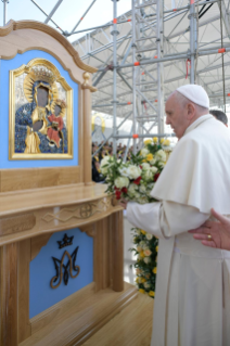 2-Viagem Apostólica à Romênia: Encontro mariano com os jovens e as famílias