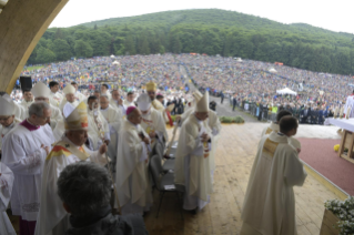 5-Apostolische Reise nach Rumänien: Heilige Messe im Heiligtum von Şumuleu Ciuc (Schomlenberg)