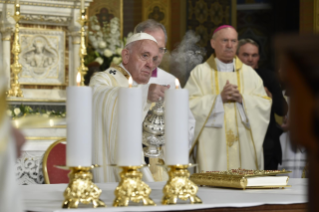 0-Apostolic Journey to Romania: Holy Mass