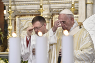 2-Apostolic Journey to Romania: Holy Mass