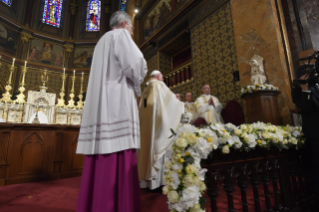 9-Apostolic Journey to Romania: Holy Mass