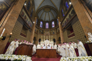 6-Apostolic Journey to Romania: Holy Mass