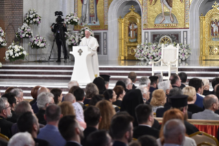 0-Apostolische Reise nach Rumänien: Gebet des Vaterunsers